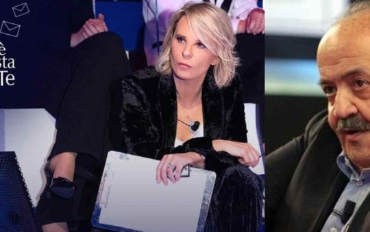 A C'è Posta per te, Maria De Filippi l'ha fatto mentre Costanzo moriva