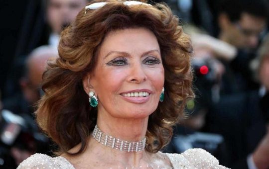 Sophia Loren irriconoscibile - Youbee.it